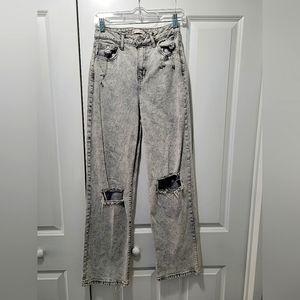 SO - Super High Rise Wide Leg Distressed Jean